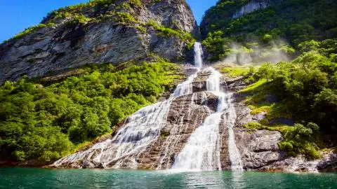 Titelbild für Wunderbare Fjordwelt in Norwegen